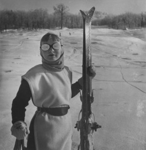 snow-Goggles-1947